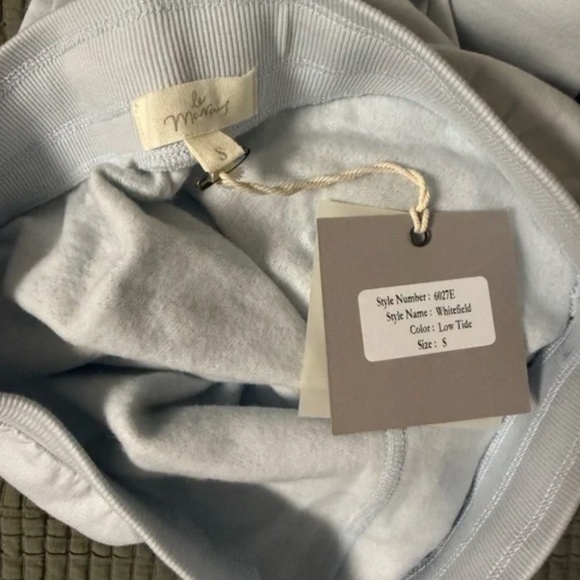 Le Marais Hoodie & Sweatpant Set - Picture 13 of 14